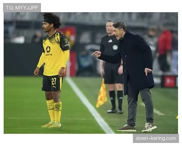 多特蒙德官方：队长埃姆雷·詹因累计黄牌停赛，将缺席对阵门兴的关键战